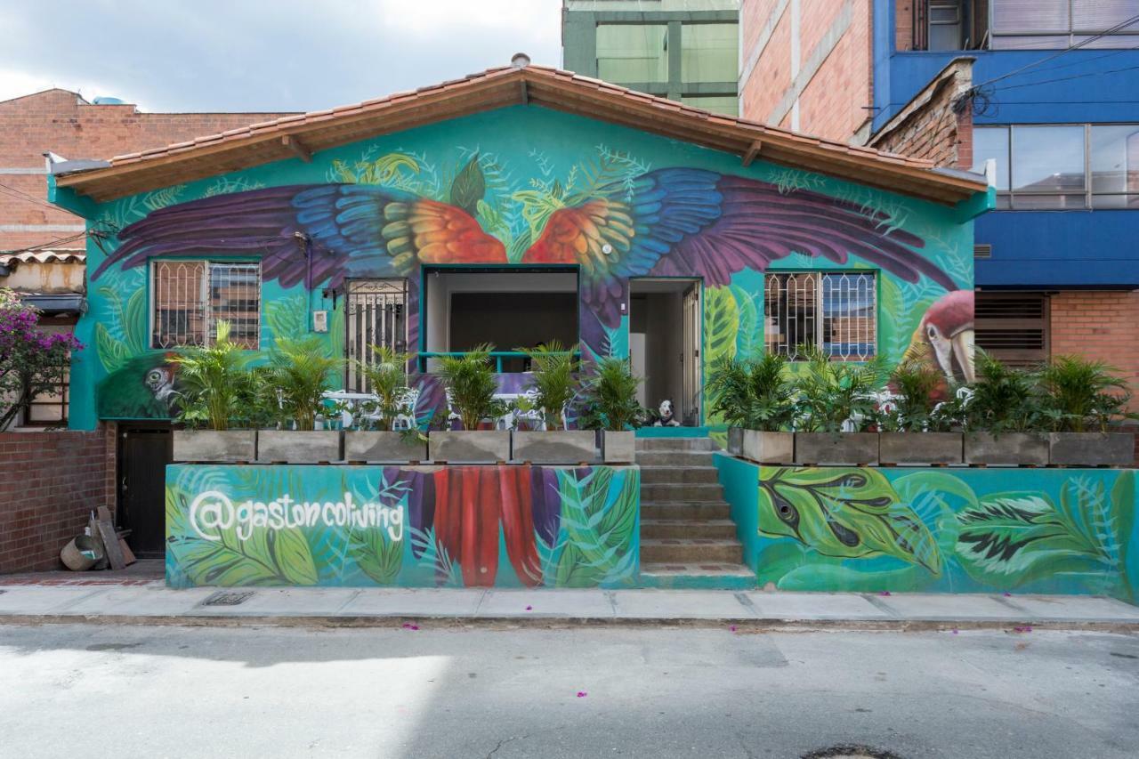 Gaston Coliving Hostel Medellin Exterior photo